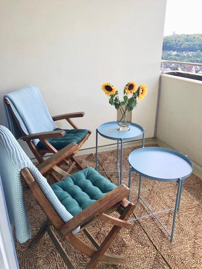 Grosses Appartement Mit Aussichtsbalkon Ludwigsbourg Extérieur photo